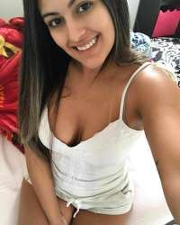 Erdemli Escort Efsanesi: Sihirli Leyli